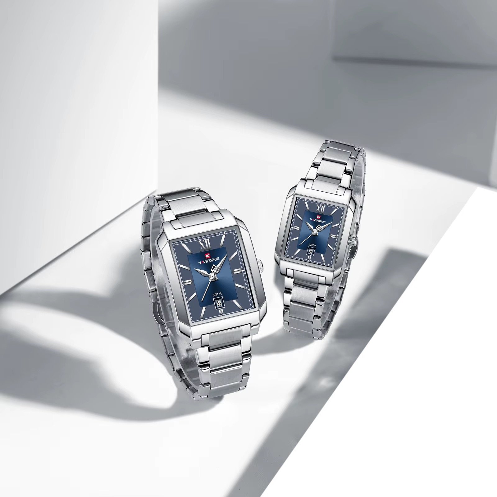 NWN_NF9251_S/BE NaviForce NF9251-Silver/Blue Couple